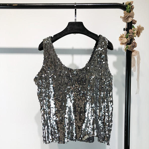 Maieu de dama de culoare argintie cu paiete si bretele late