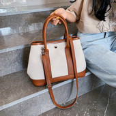 Geanta casual de dama in negru, maro si alb