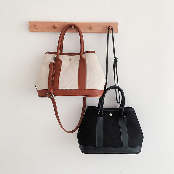 Geanta casual de dama in negru, maro si alb