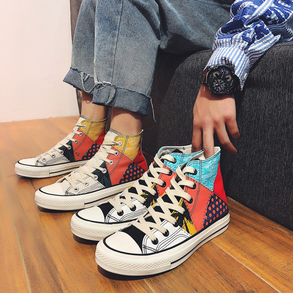 Model nou de adidasi pentru barbati in doua culori cu talpa plata