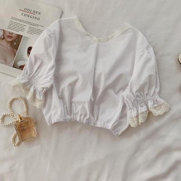 Bluza scurta de dama cu dantela in alb si negru