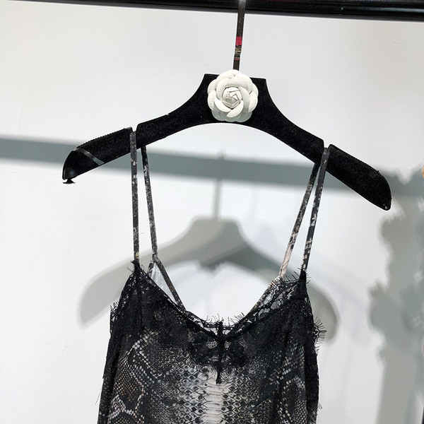 Maieu elegant de damă cu bretele subțiri cu imprimeu animal