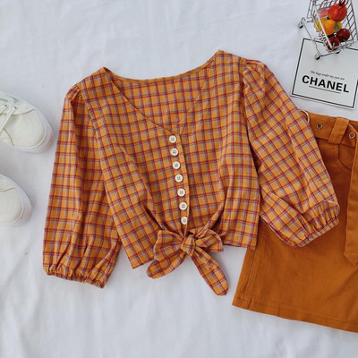 Cămașă scurtă în carouri de damă cu decolteu în V