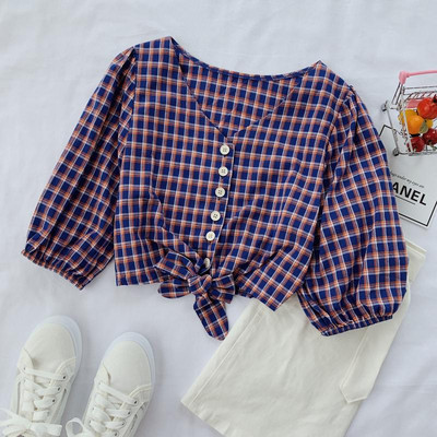 Cămașă scurtă în carouri de damă cu decolteu în V