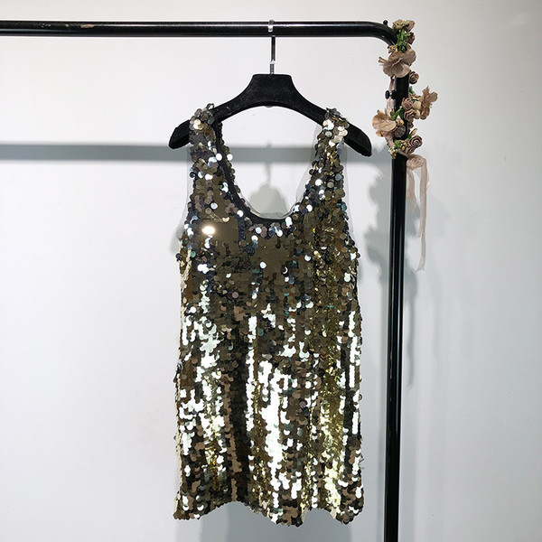 Maieu elegant de dama cu bretele late cu paiete de culoare aurie