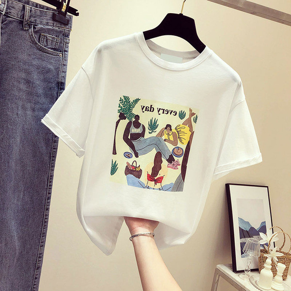 Tricou elegant de damă cu imprimeu alb