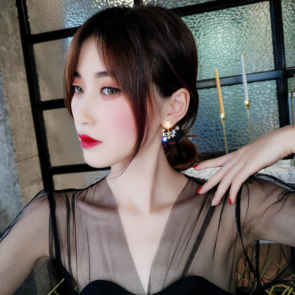 Cercei eleganti de dama - in culoarea aurie