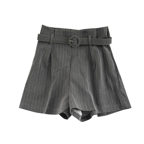 Pantaloni scurti eleganti de dama cu talie inalta si curea in mai multe culori