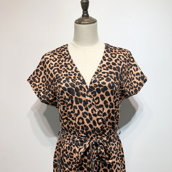 Μοντέρνα γ υναικεία ολόσωμη φόρμα  με μακρύ μανίκι με ζωικό σχέδιο