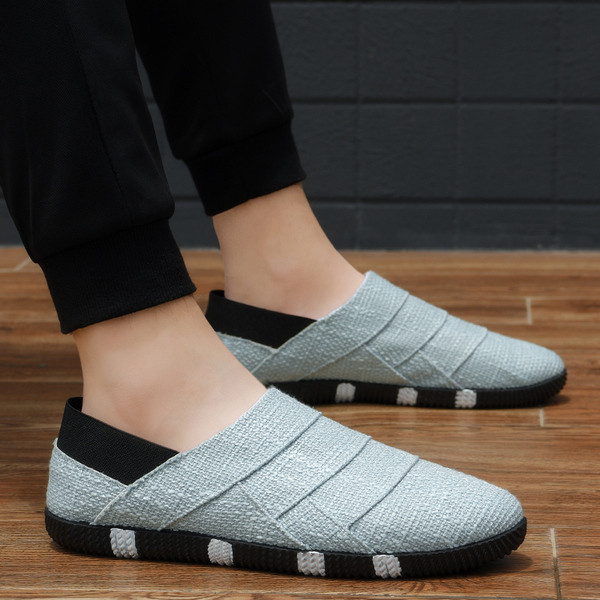 Mocasini moderni pentru bărbați cu talpă plată - în trei culori