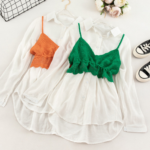 Модерна дамска риза в бял цвят с плетено бюстие