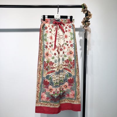 Дамски широк и дълъг панталон с връзка на талията с флорален десен