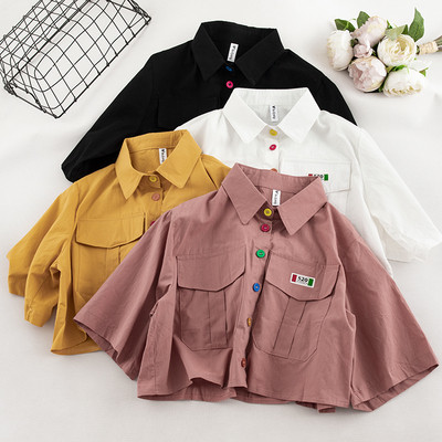 Къса дамска риза с цветни копчета и джобове в няколко цвята