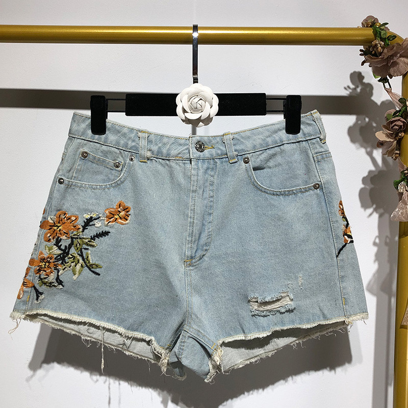 Blugi scurti de dama cu broderie si motiv rupt in albastru