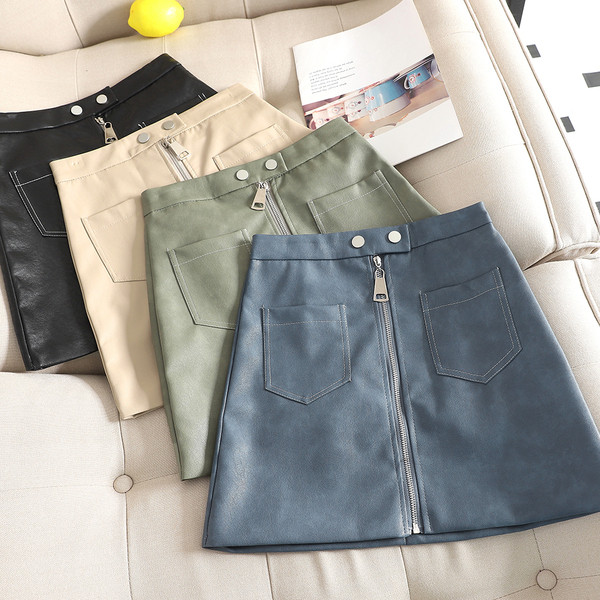 Fusta de dama eleganta din piele ecologica cu fermoar si buzunare in mai multe culori