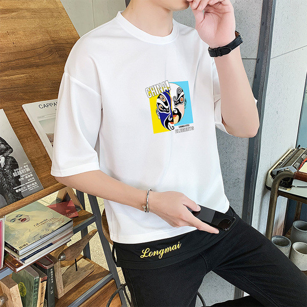 Tricou barbatesc modern in mai multe culori cu aplicatie