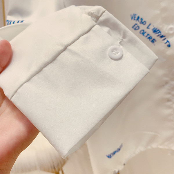 Cămașă de damă cu mânecă lungă, cu inscripție albă