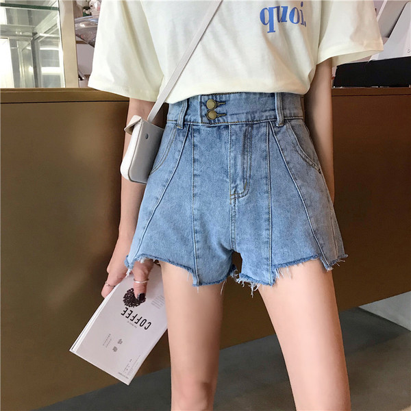 Pantaloni scurți casual de damă cu talie înaltă