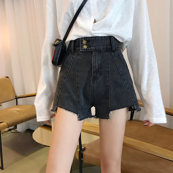 Pantaloni scurți casual de damă cu talie înaltă