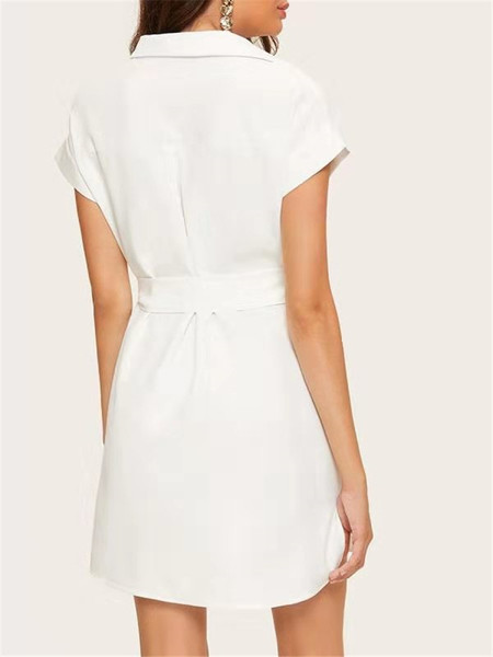 Rochie de dama cu maneca scurta cu decolteu in V in culoarea alba