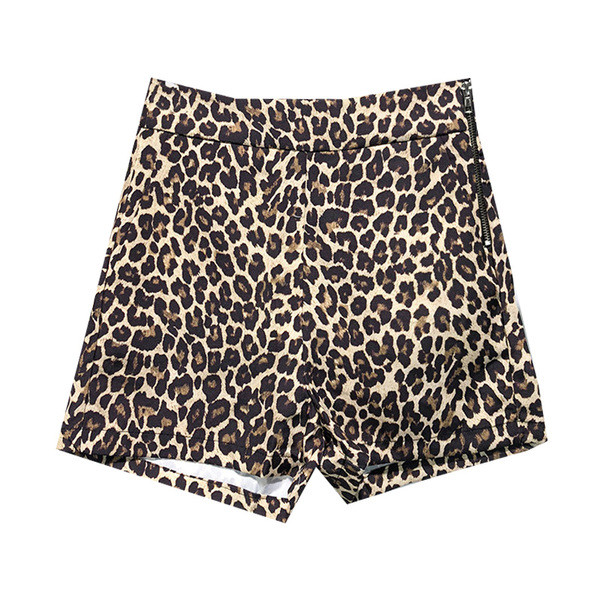 Pantaloni scurți de damă cu imprimeu animal