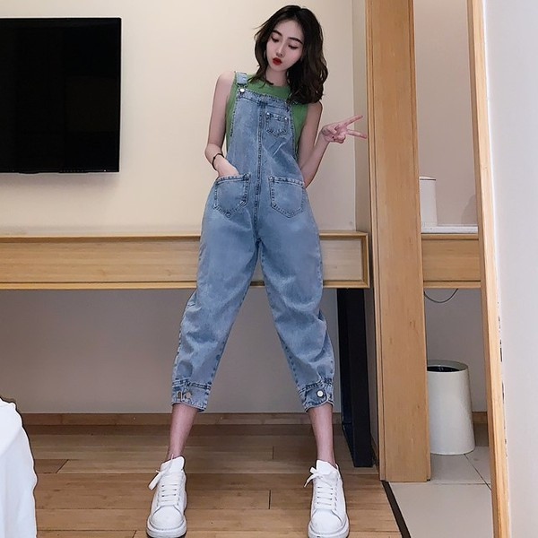 Γυναικεία ολόσωμη φόρμα  τζιν σε μπλε χρώμα