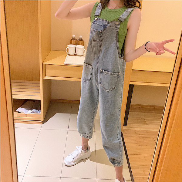 Γυναικεία ολόσωμη φόρμα  τζιν σε μπλε χρώμα