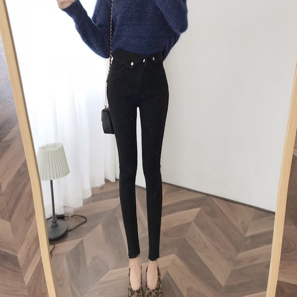 Blugi de dama actuali model Slim in doua culori