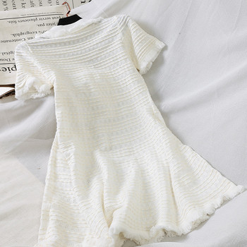 Rochie de dama cu maneci scurte si nasturi alb-negru