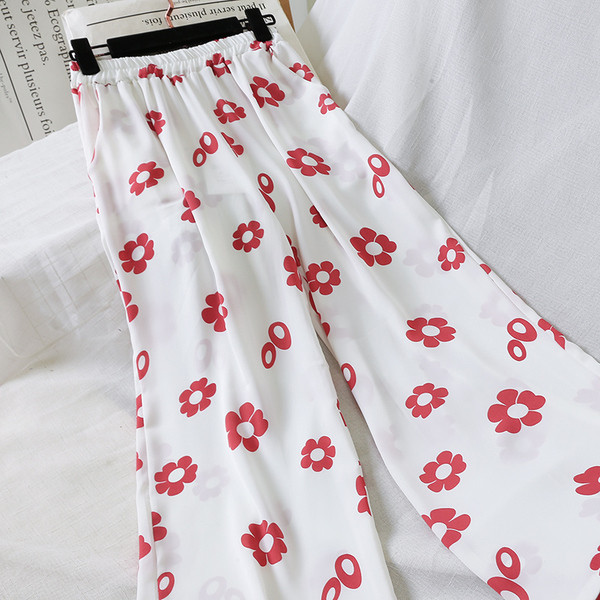 Pantaloni de dama la moda cu motive florale in mai multe culori