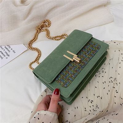 Geanta de dama din piele intoarsa cu maner metalic