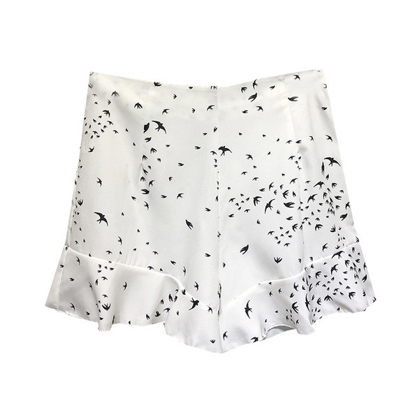 Pantaloni scurți de damă în alb cu model