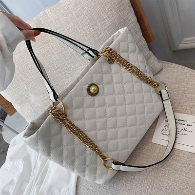 Geanta de dama din piele ecologica in trei culori