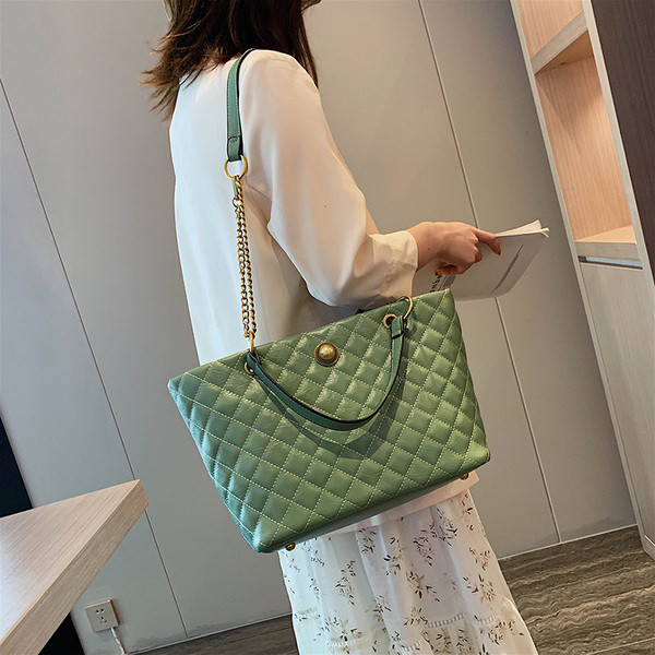 Geanta de dama din piele ecologica in trei culori