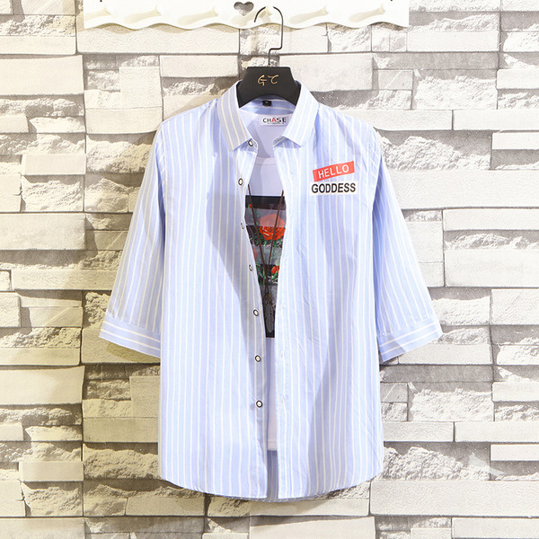 Cămașă modernă pentru bărbați în patru culori cu aplicație