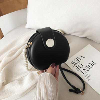 Дамска чанта с перли в няколко цвята