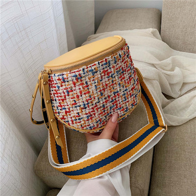 Дамска чанта с цип и дълга дръжка в три цвята