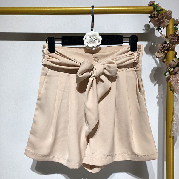 Pantaloni scurți de damă cu legături în talie în două culori