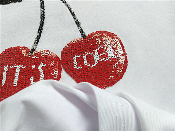 Tricou de dama modern in doua culori cu maneca scurta