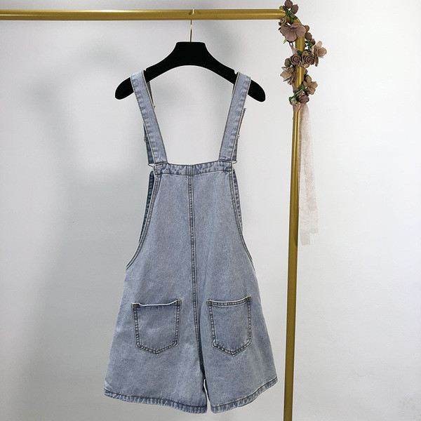 Salopeta scurta de dama cu nasturi de culoare albastra