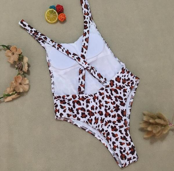 Costum de baie actual cu model leopard - două modele