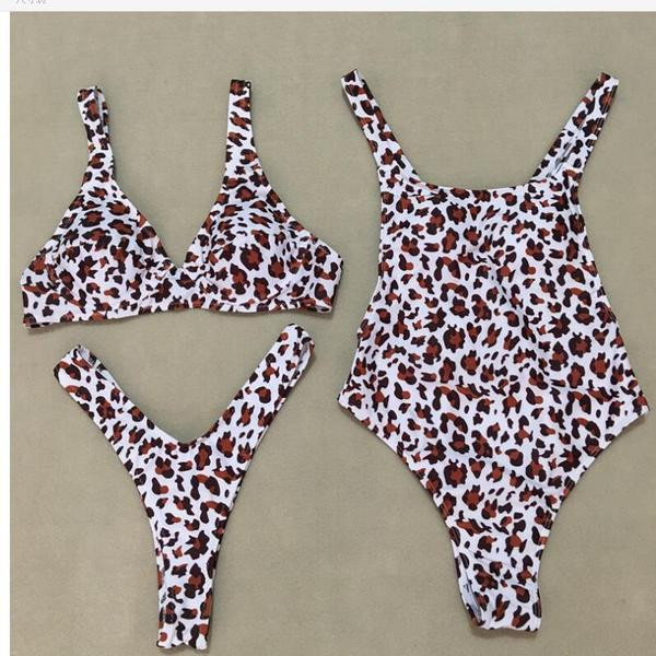 Costum de baie actual cu model leopard - două modele