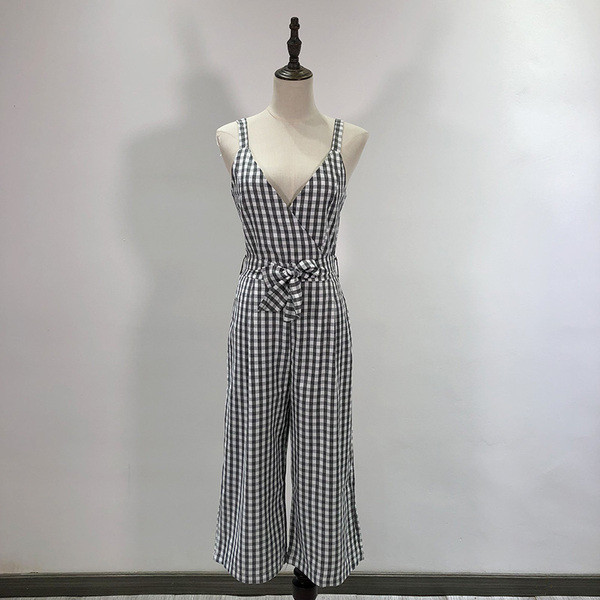  Γυναικεία ολόσωμη φόρμα με λεπτές λουρίδες