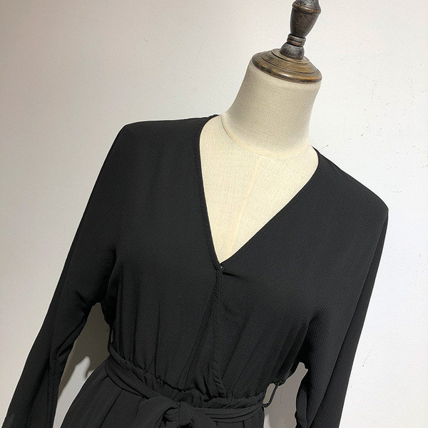  Γυναικεία ολόσωμη φόρμα μακρυμάνιη σε μαύρο χρώμα