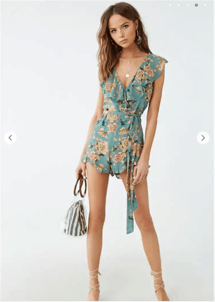 Γυναικεία καλοκαιρινή   ολόσωμη φόρμα  με floral μοτίβο και V-neck