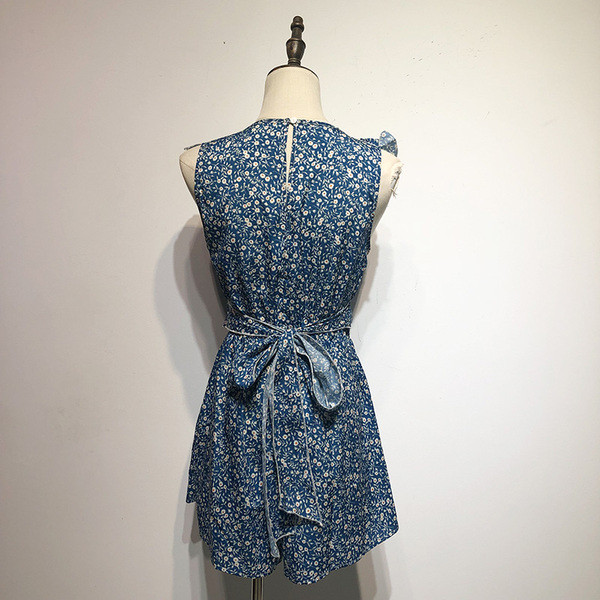 Γυναικείες κοντές ολόσωμες  φόρμες με floral πριντ