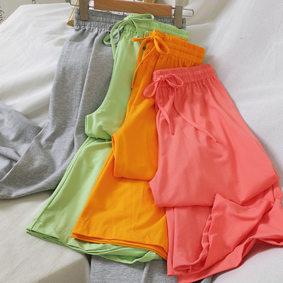Ежедневен дамски панталон широк модел в различни цветове