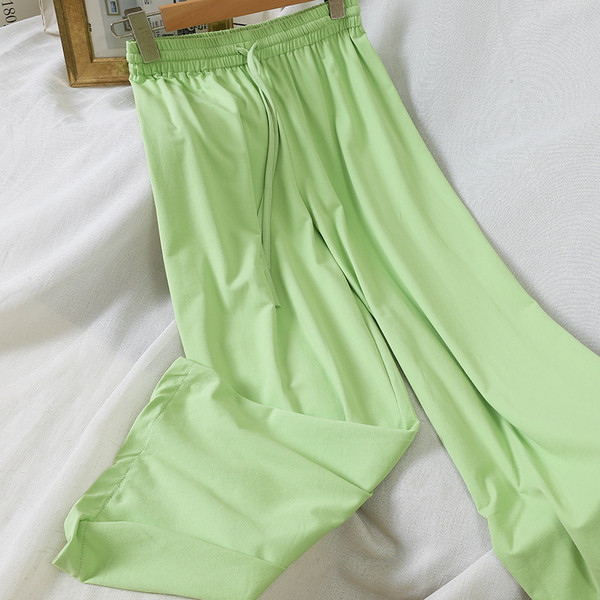 Ежедневен дамски панталон широк модел в различни цветове