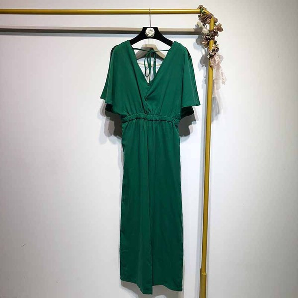 Γυναικε`ια ολόσωμη φόρμα σε  πράσινο χρώμα