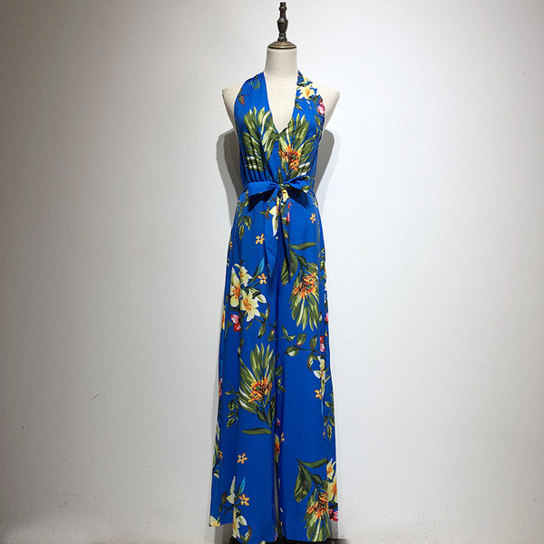 Γυναικεία ολόσωμη φόρμα  με βαθύ λαιμό V και κορδόνια στη  μέση